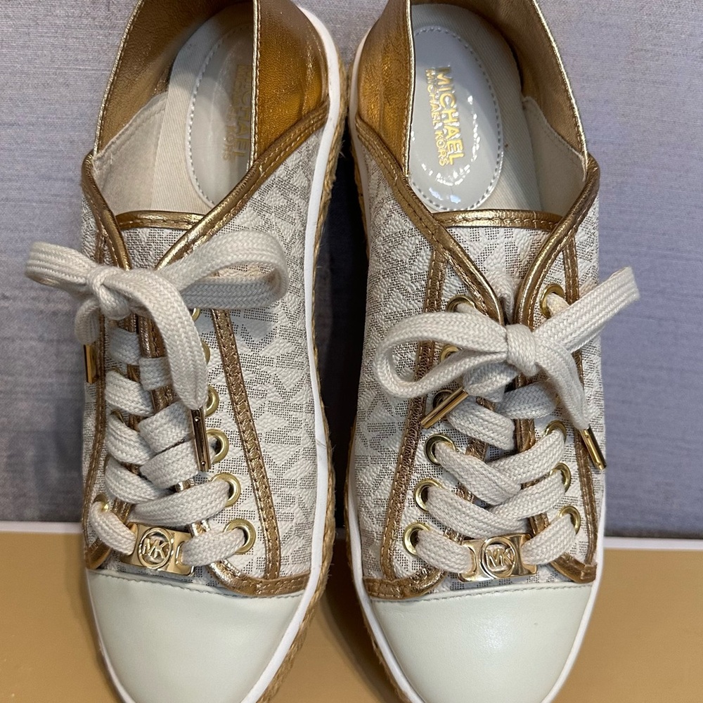 MICHAEL Michael Kors Kristy Espadrille Leather Vanilla & Gold Lace Up Sneaker